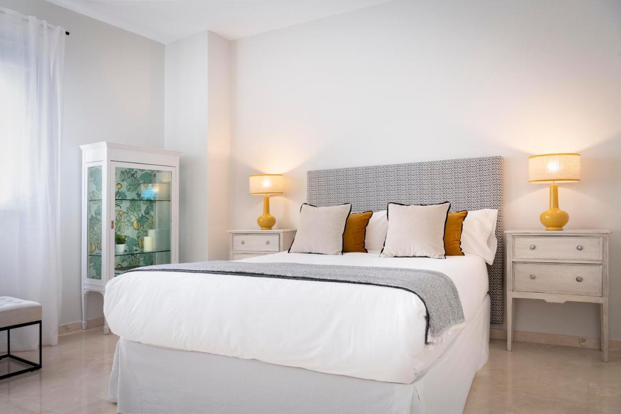 Magno Apartments Ruisenor Sevilla Buitenkant foto